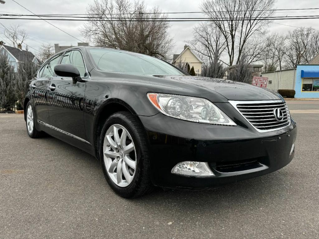 2009 Lexus LS 460 Image 4