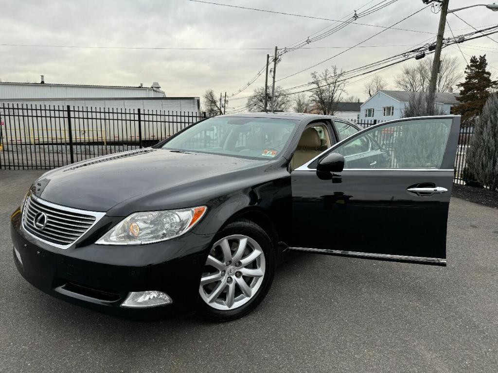 2009 Lexus LS 460 Image 56