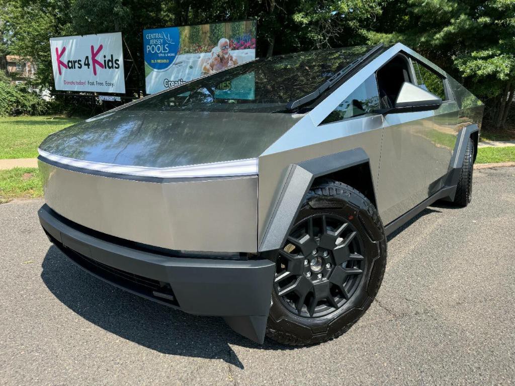2024 Tesla Cybertruck Image 43
