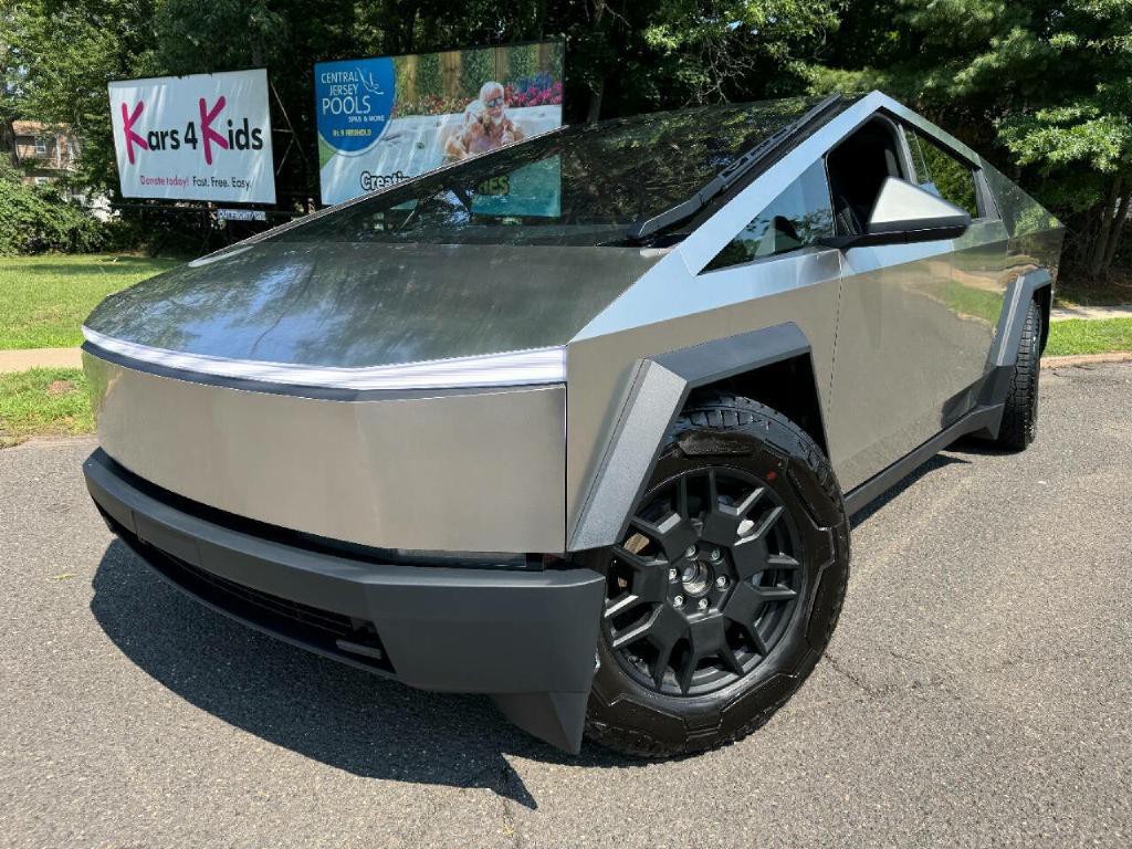 2024 Tesla Cybertruck Image 44