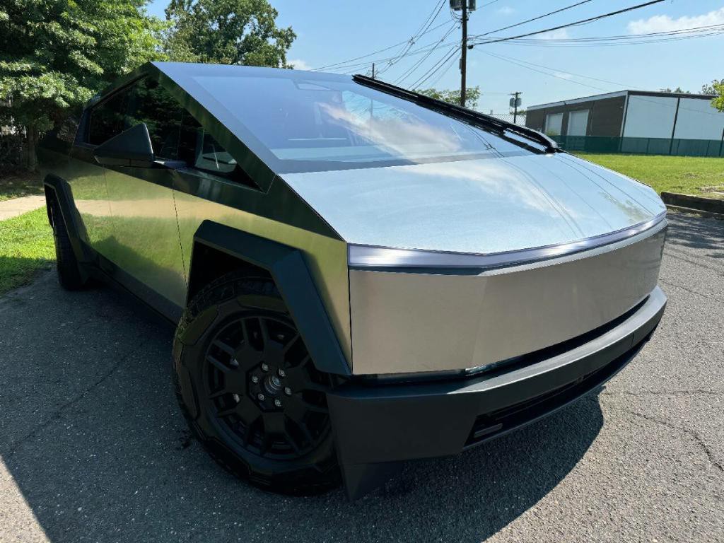 2024 Tesla Cybertruck Image 45