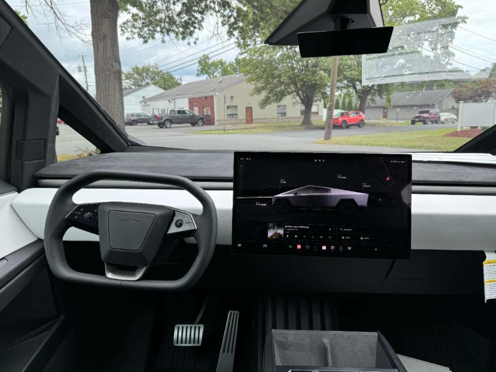 2024 Tesla Cybertruck Image 52