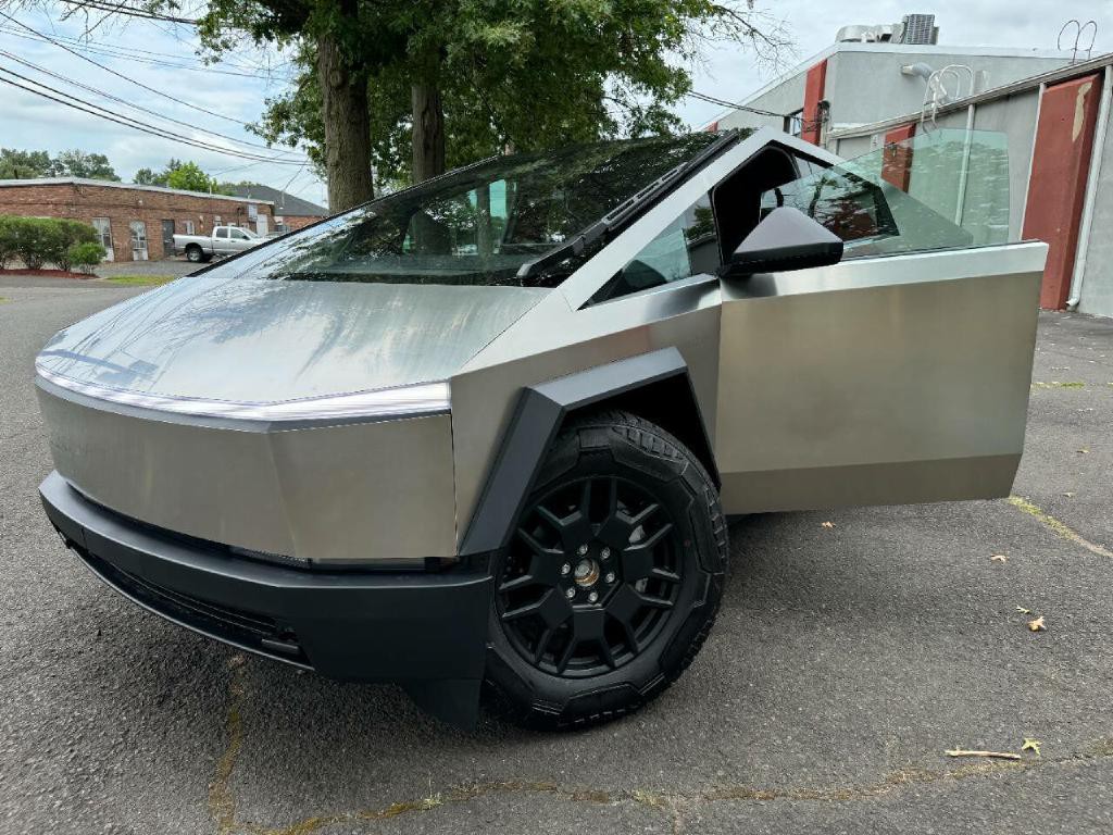 2024 Tesla Cybertruck Image 58