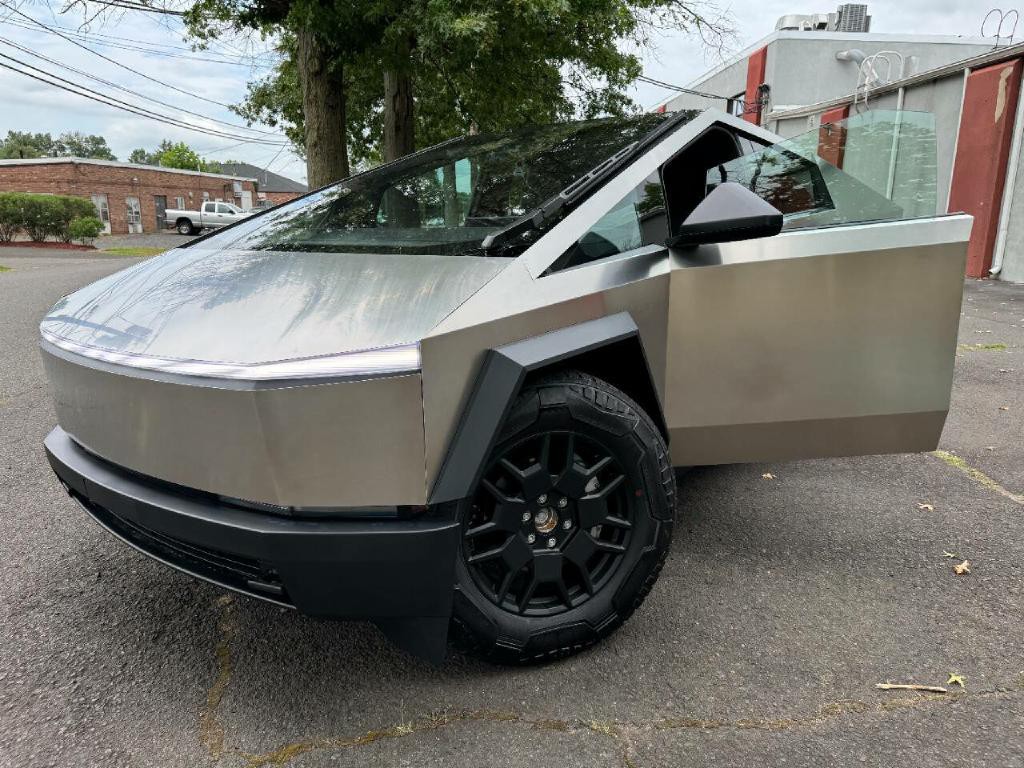 2024 Tesla Cybertruck Image 59
