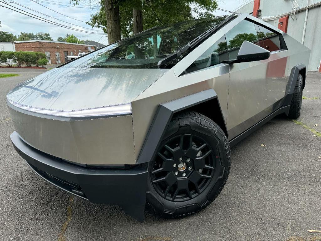 2024 Tesla Cybertruck Image 60