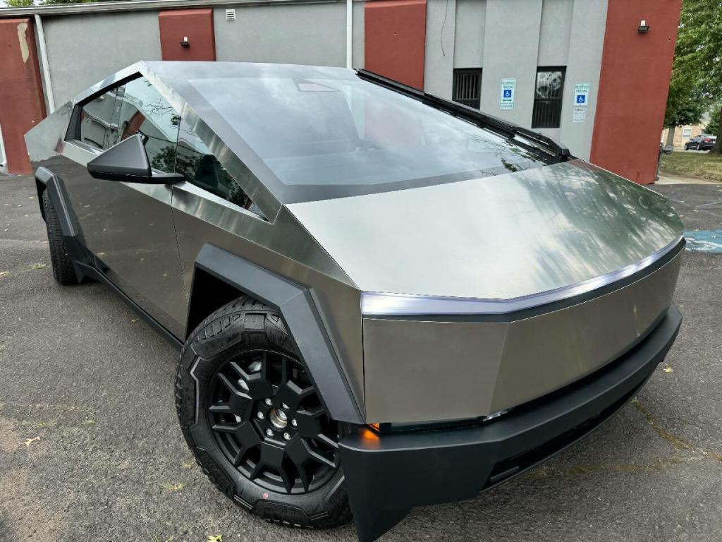 2024 Tesla Cybertruck Image 66