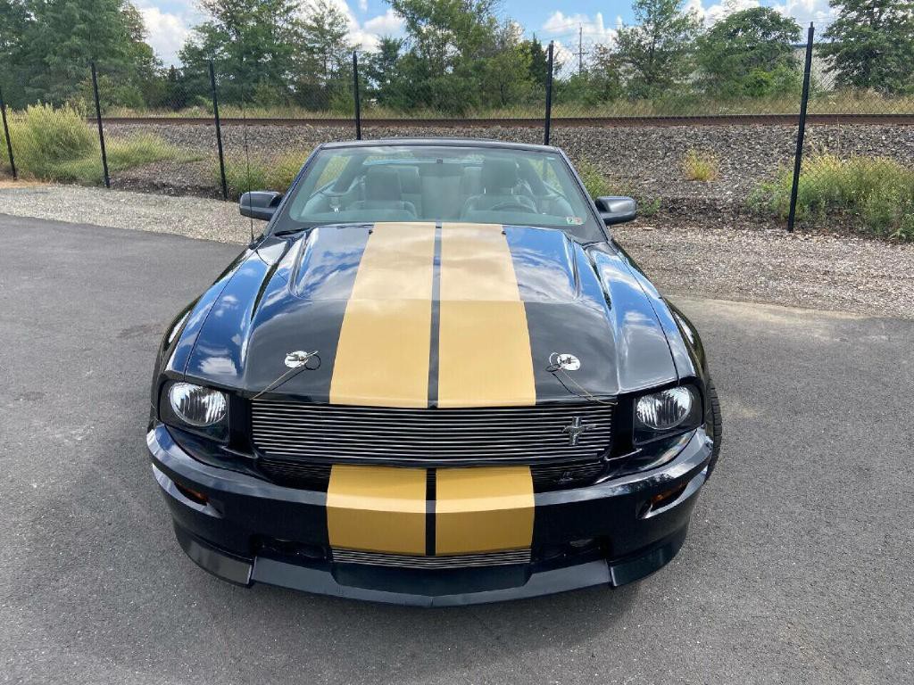 2007 Ford Mustang Image 4