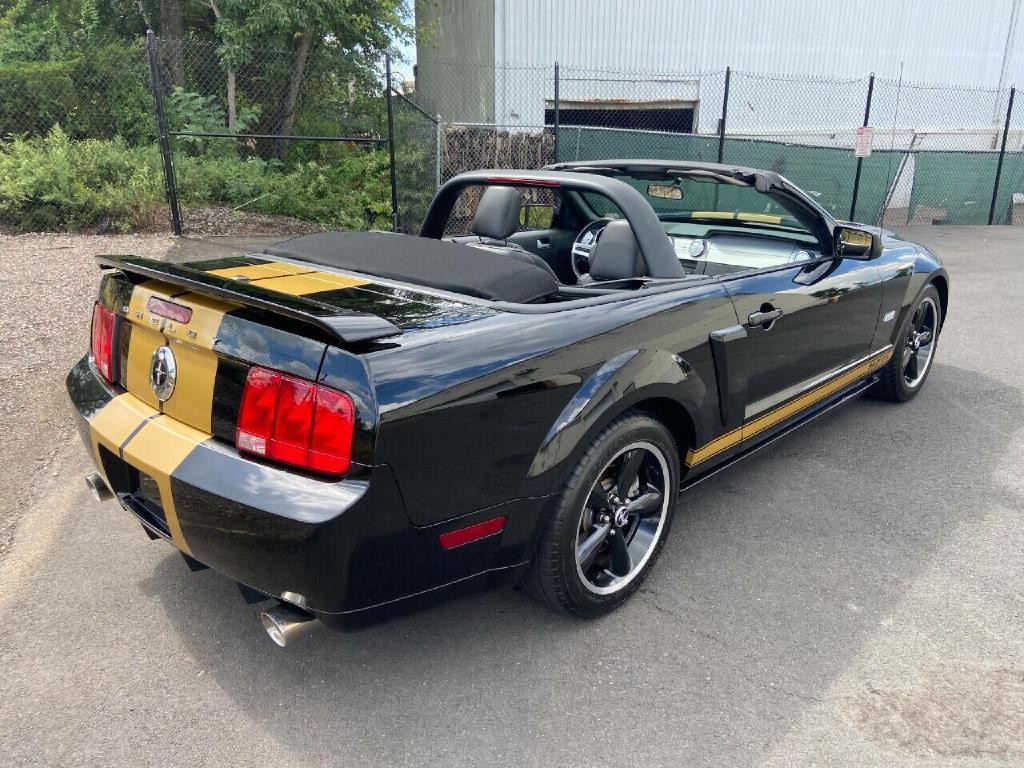 2007 Ford Mustang Image 20