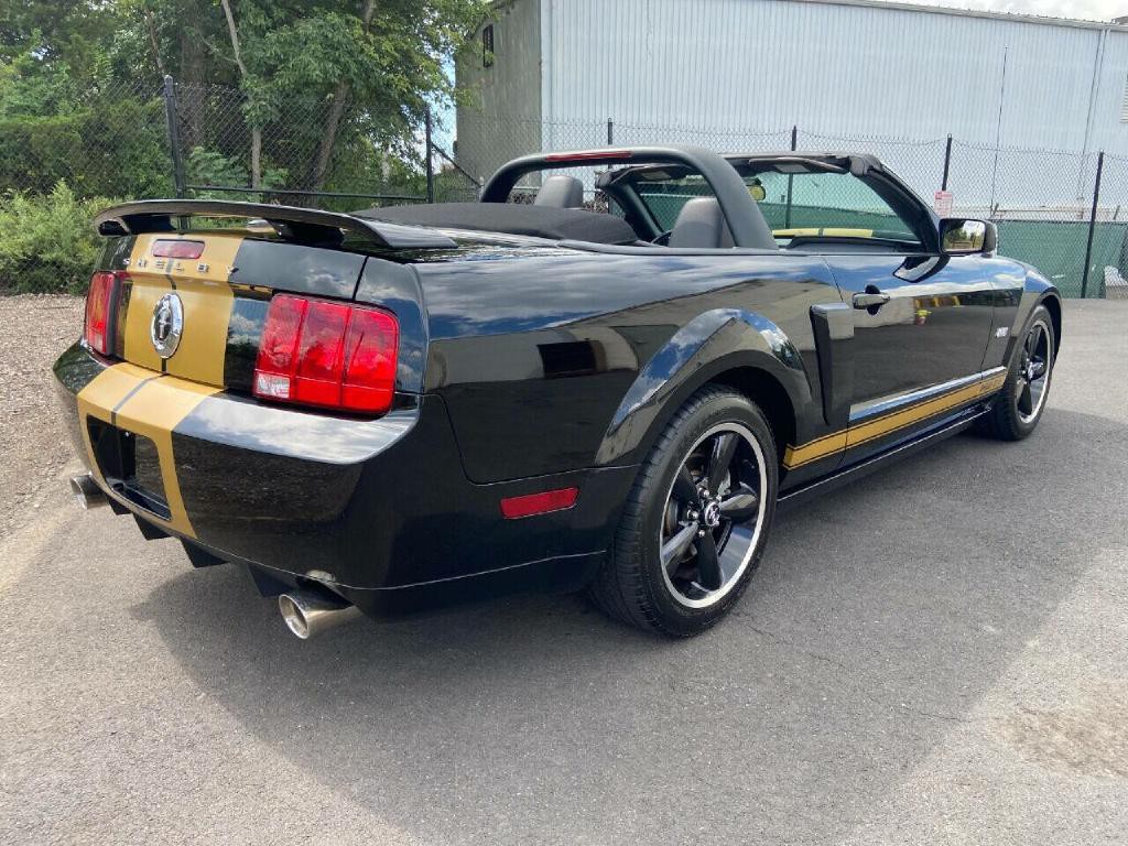 2007 Ford Mustang Image 21