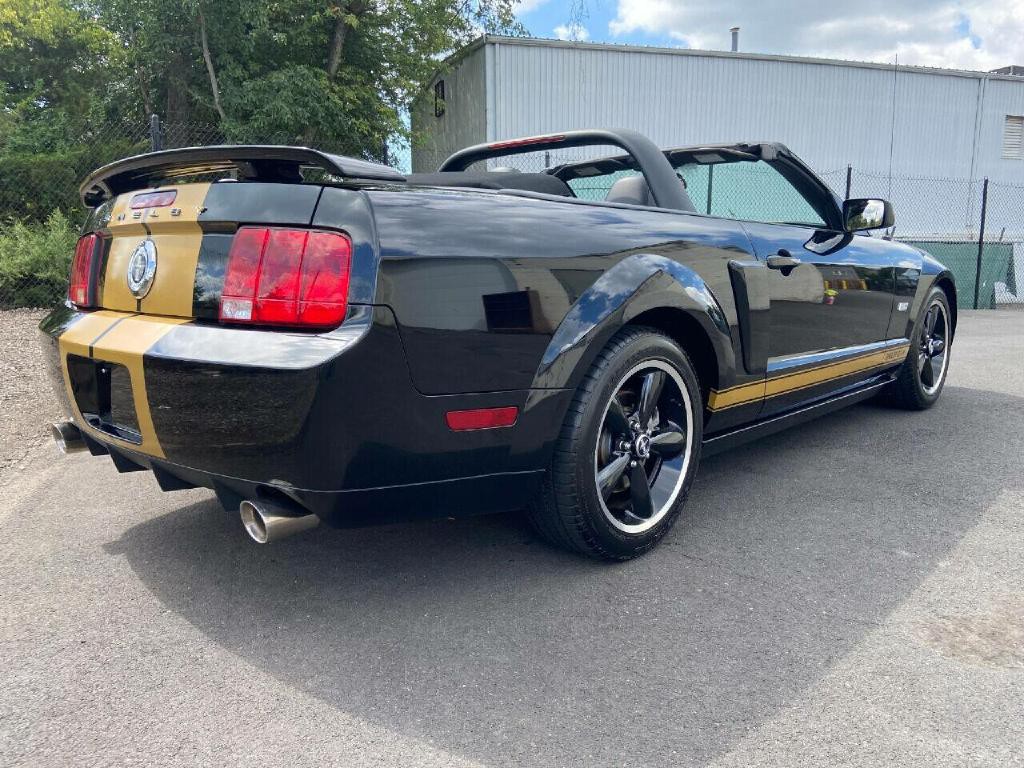 2007 Ford Mustang Image 22