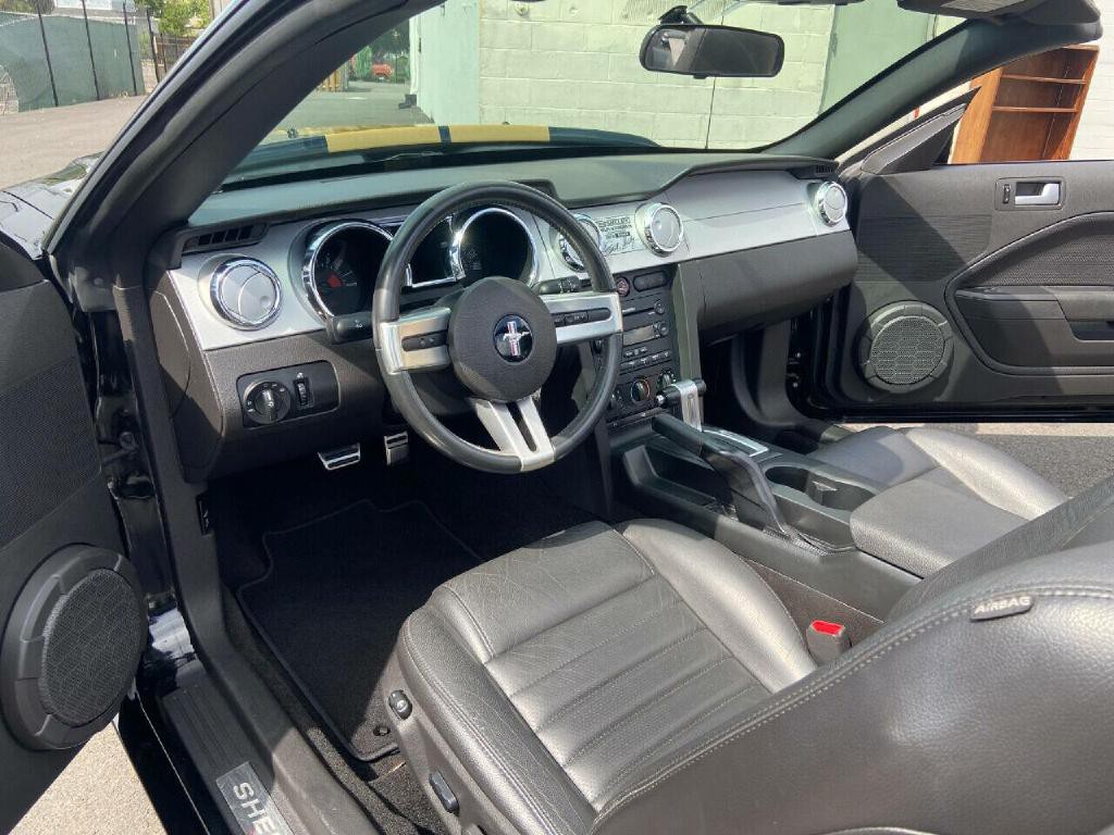 2007 Ford Mustang Image 34