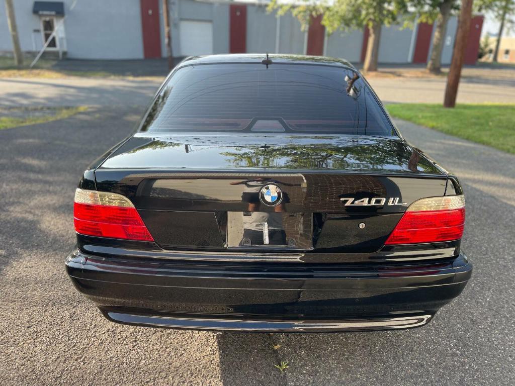 2001 BMW 7 Series Image 17