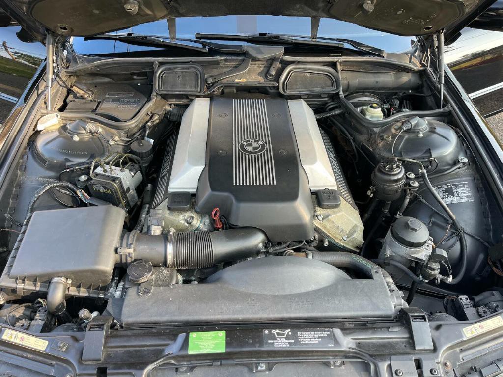 2001 BMW 7 Series Image 52