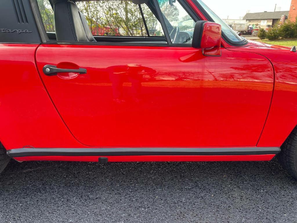 1984 Porsche 911 Image 21