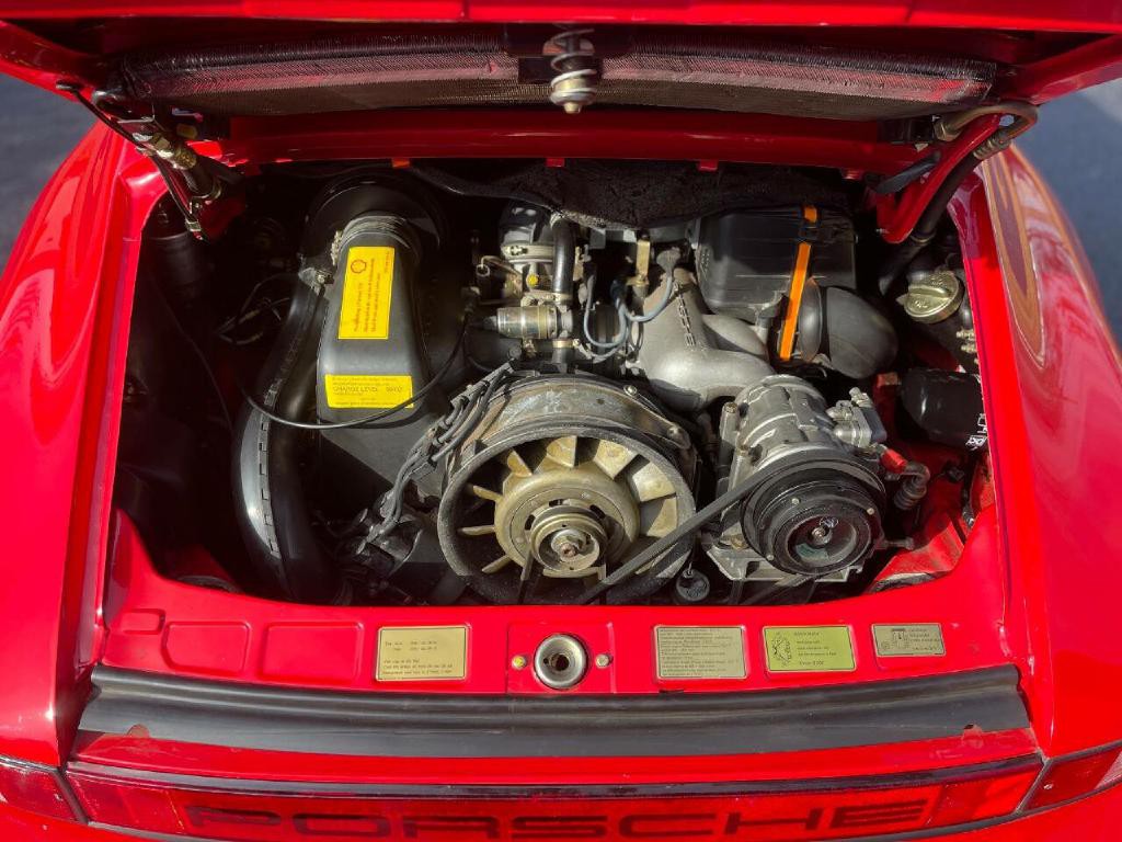 1984 Porsche 911 Image 33