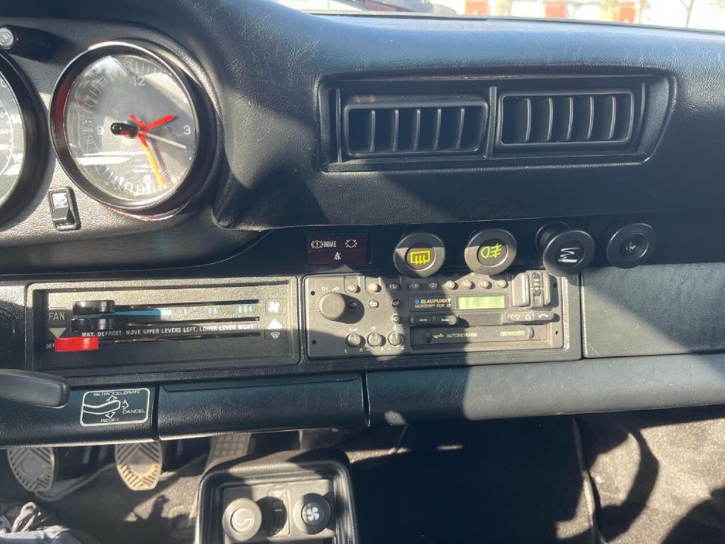 1984 Porsche 911 Image 77