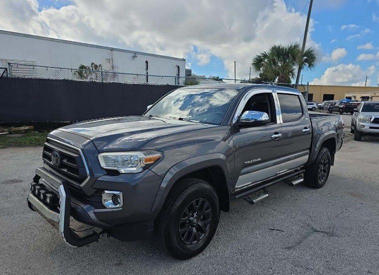 2021 Toyota Tacoma Image 1