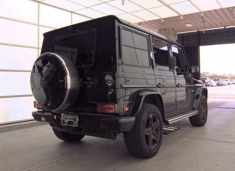 2016 Mercedes-Benz G-Class Image 2