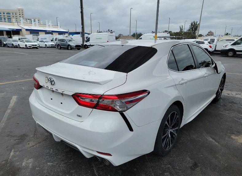 2020 Toyota Camry Image 2