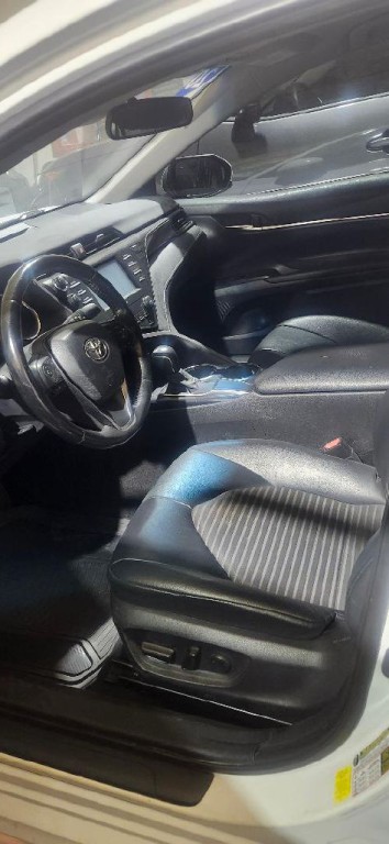 2020 Toyota Camry Image 6