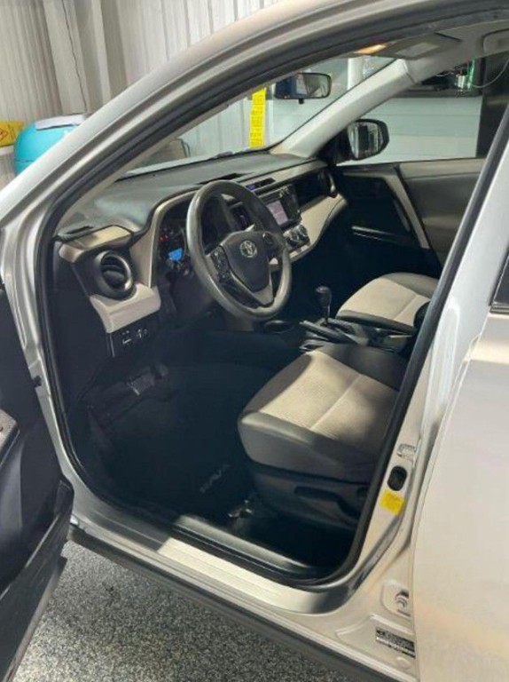 2013 Toyota Rav4 Image 3