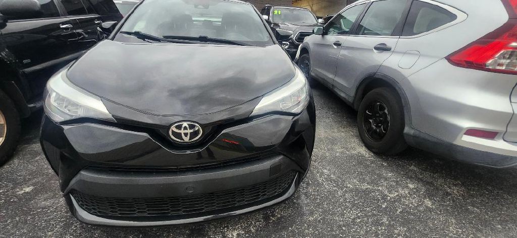 2021 Toyota C-HR Image 4