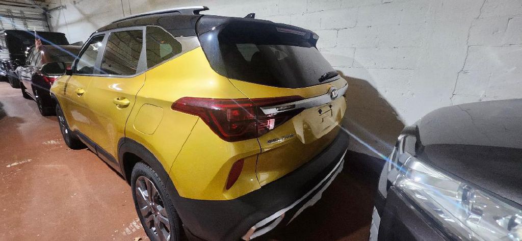 2021 Kia Seltos Image 2