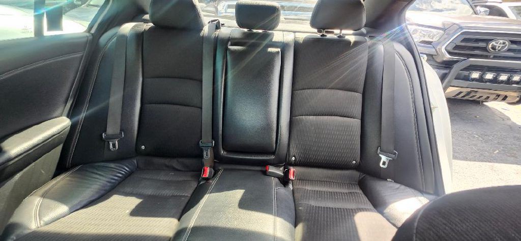 2016 Honda Accord Image 4