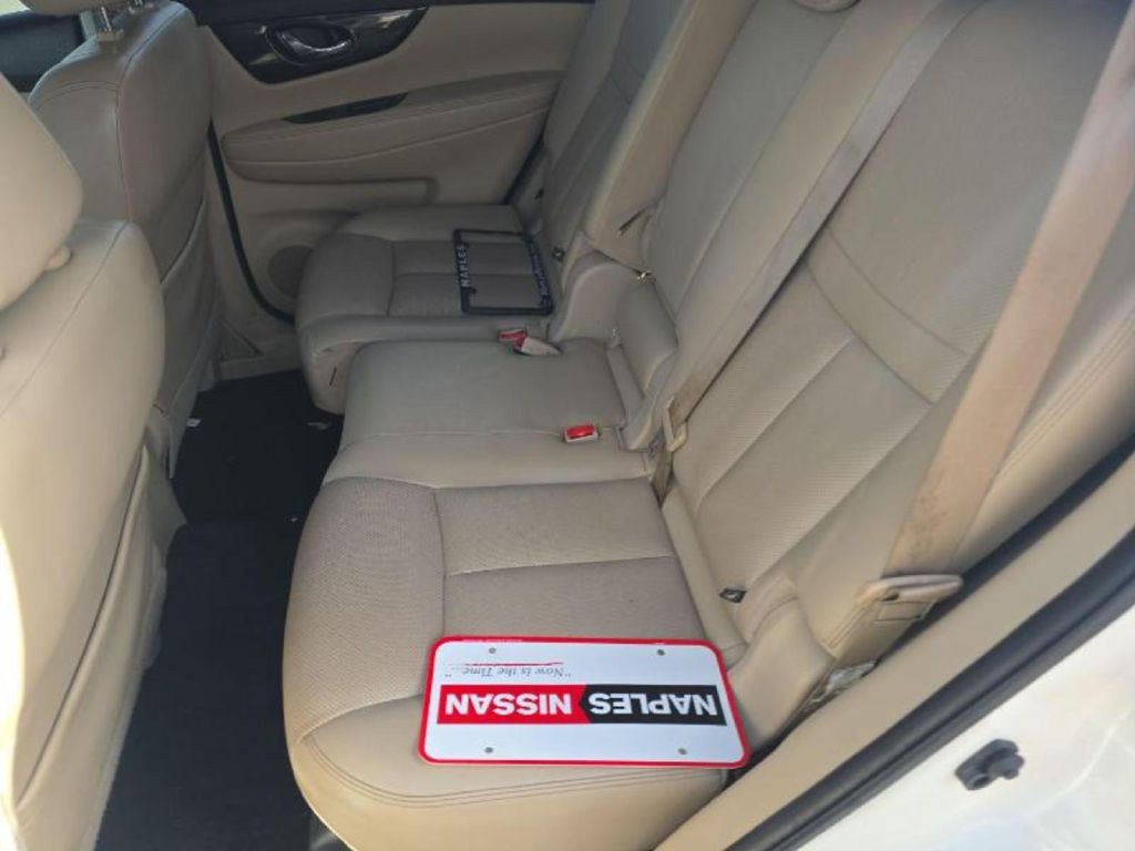 2018 Nissan Rogue Image 8
