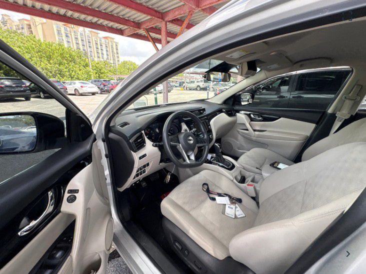 2020 Nissan Rogue Image 7