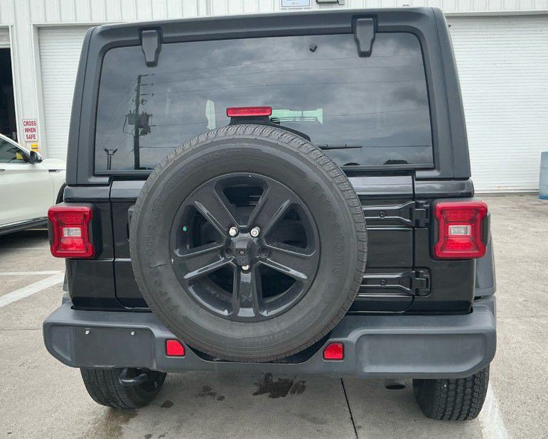 2018 Jeep Wrangler Unlimited Image 3