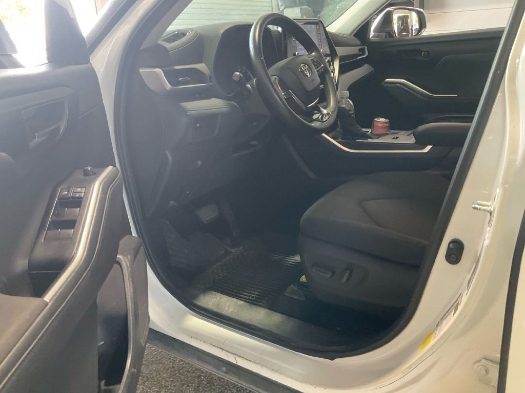 2020 Toyota Highlander Image 4