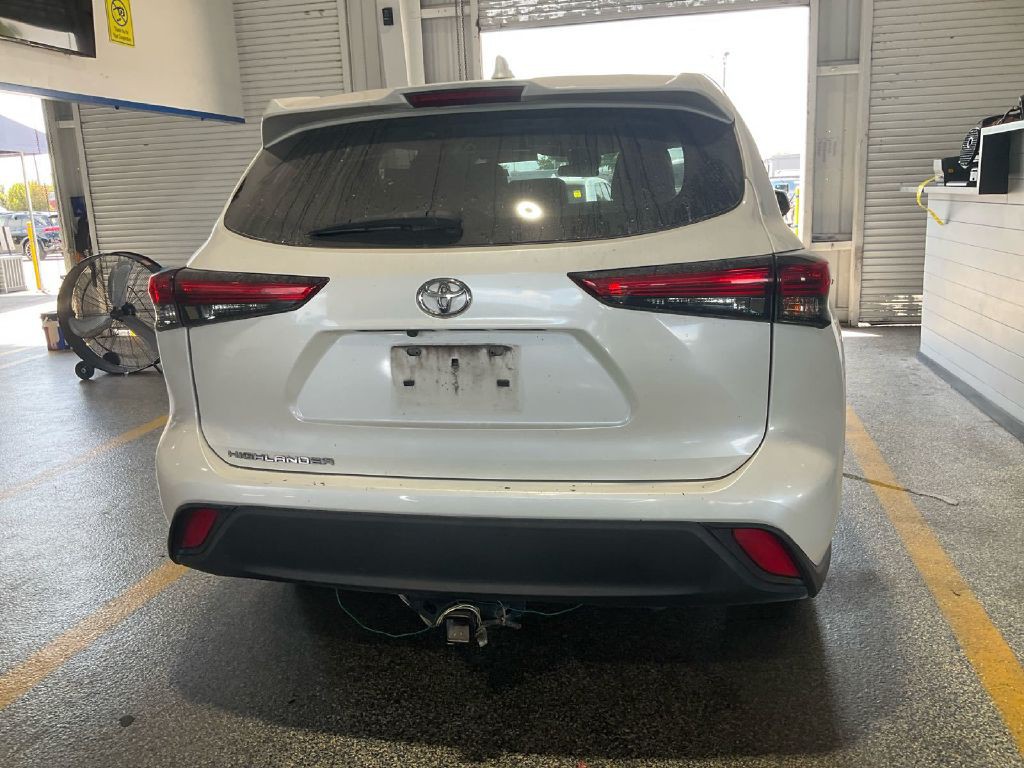 2020 Toyota Highlander Image 6