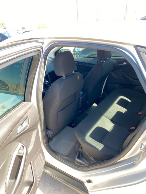 2015 Ford Focus Image 7