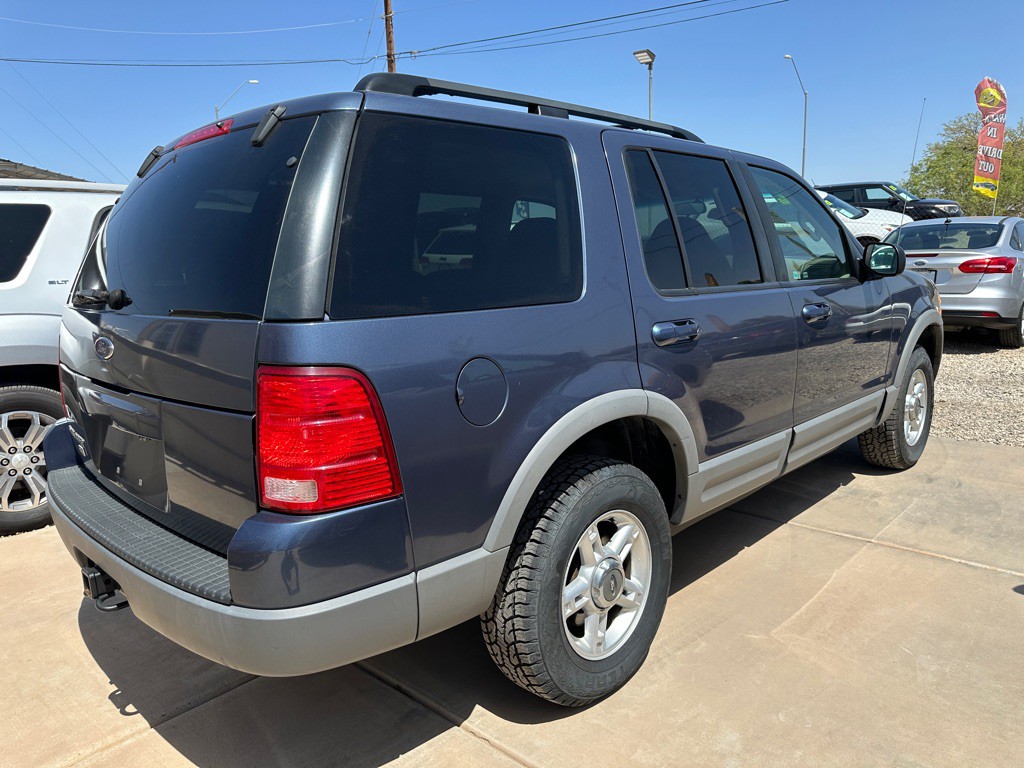 2002 Ford Explorer Image 4