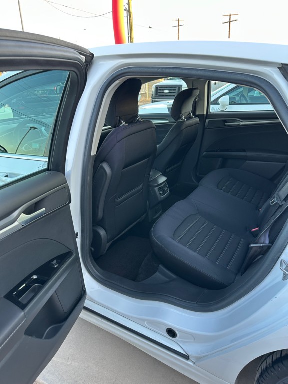 2014 Ford Fusion Image 8