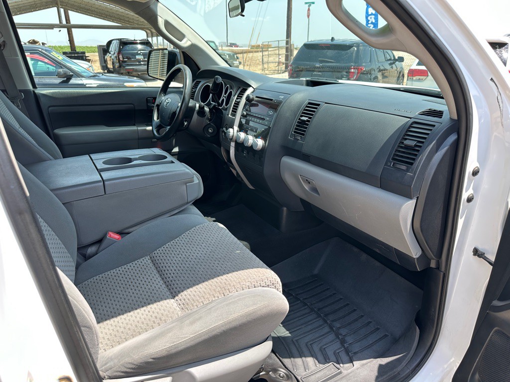 2013 Toyota Tundra Image 10