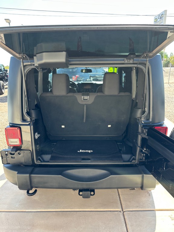 2016 Jeep Wrangler Image 8