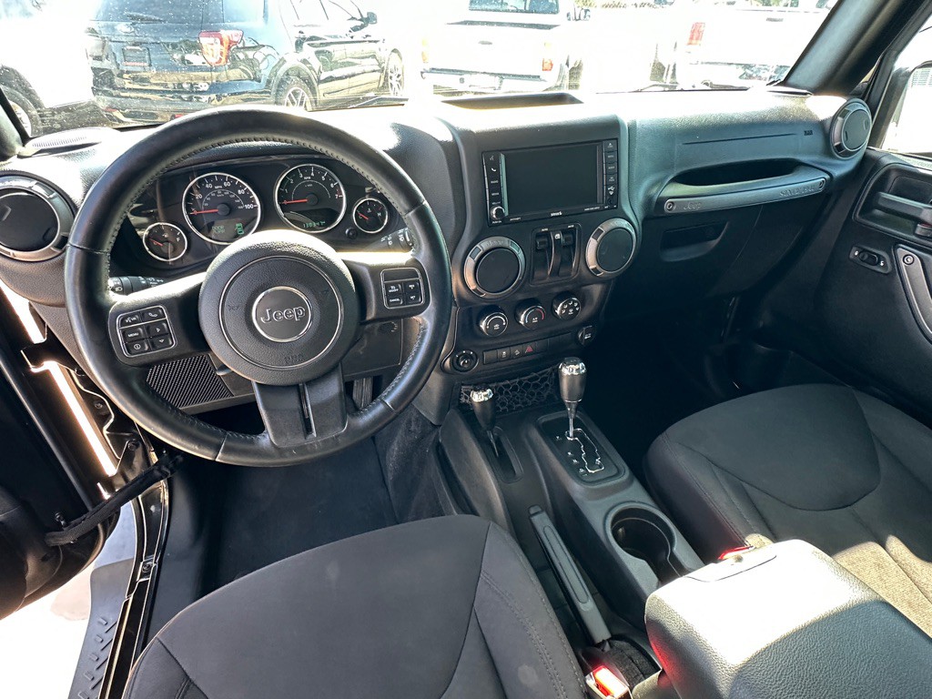 2016 Jeep Wrangler Image 11