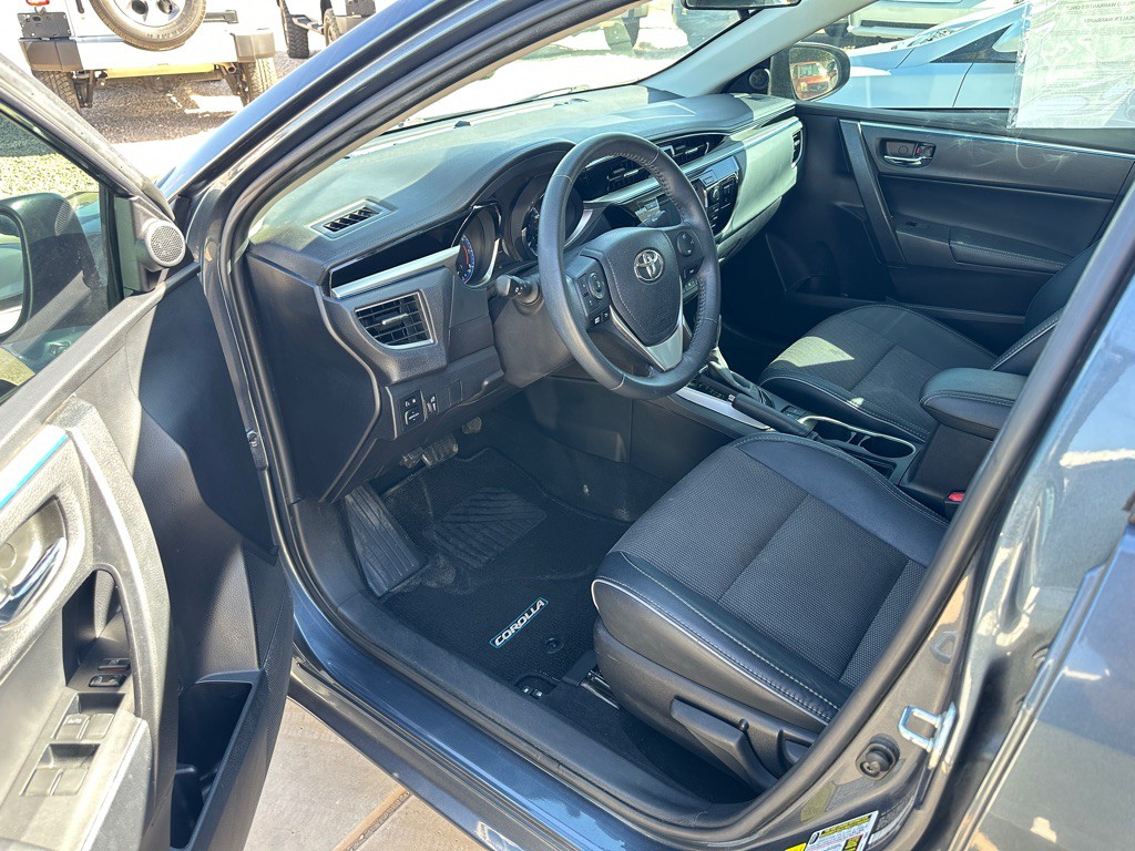 2016 Toyota Corolla Image 7
