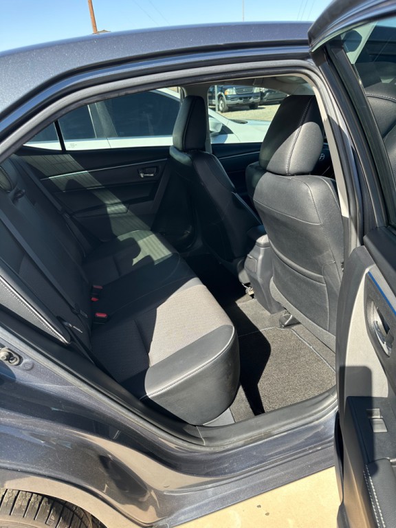 2016 Toyota Corolla Image 9