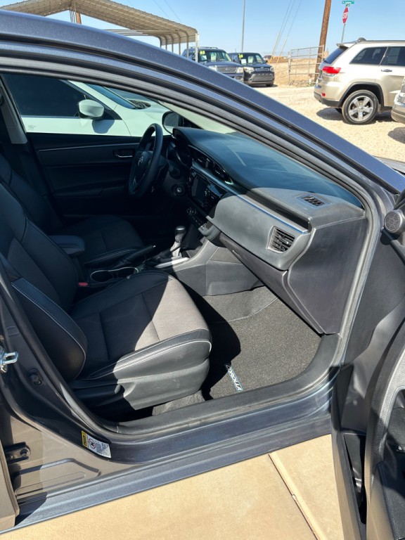 2016 Toyota Corolla Image 10