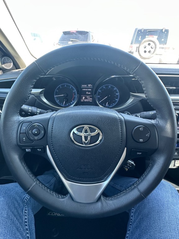 2016 Toyota Corolla Image 12