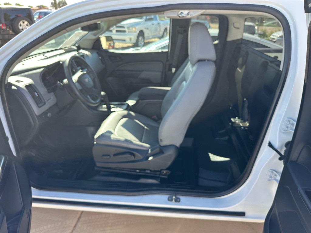 2016 Chevrolet Colorado Image 8