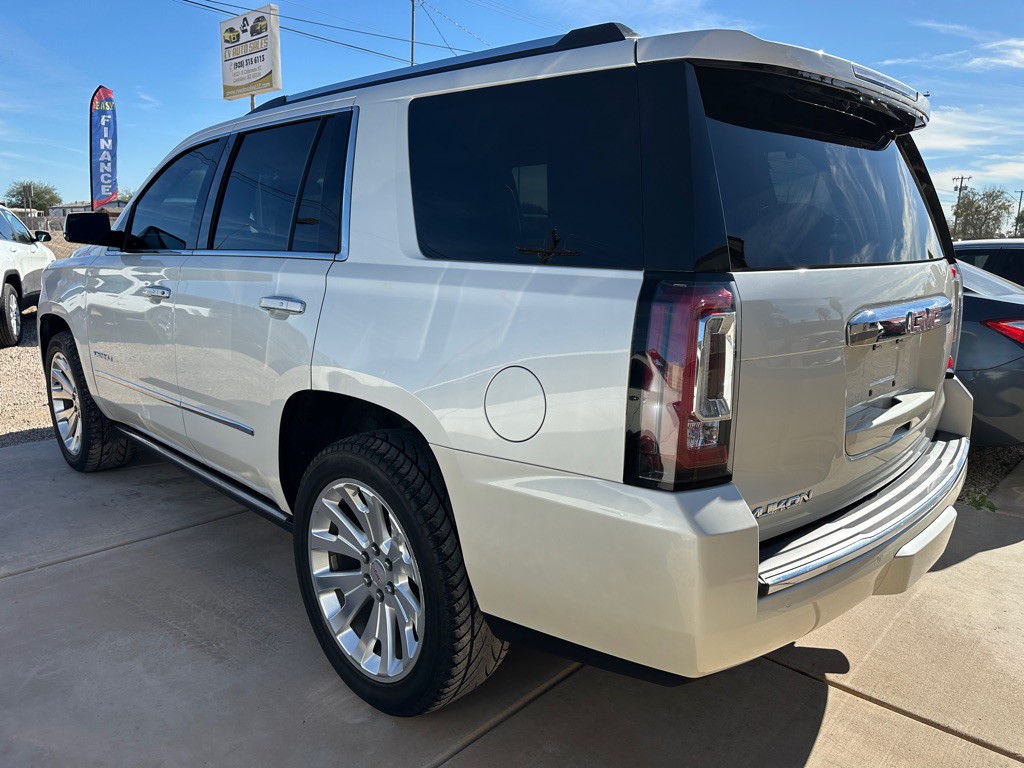 2015 GMC Yukon Image 6