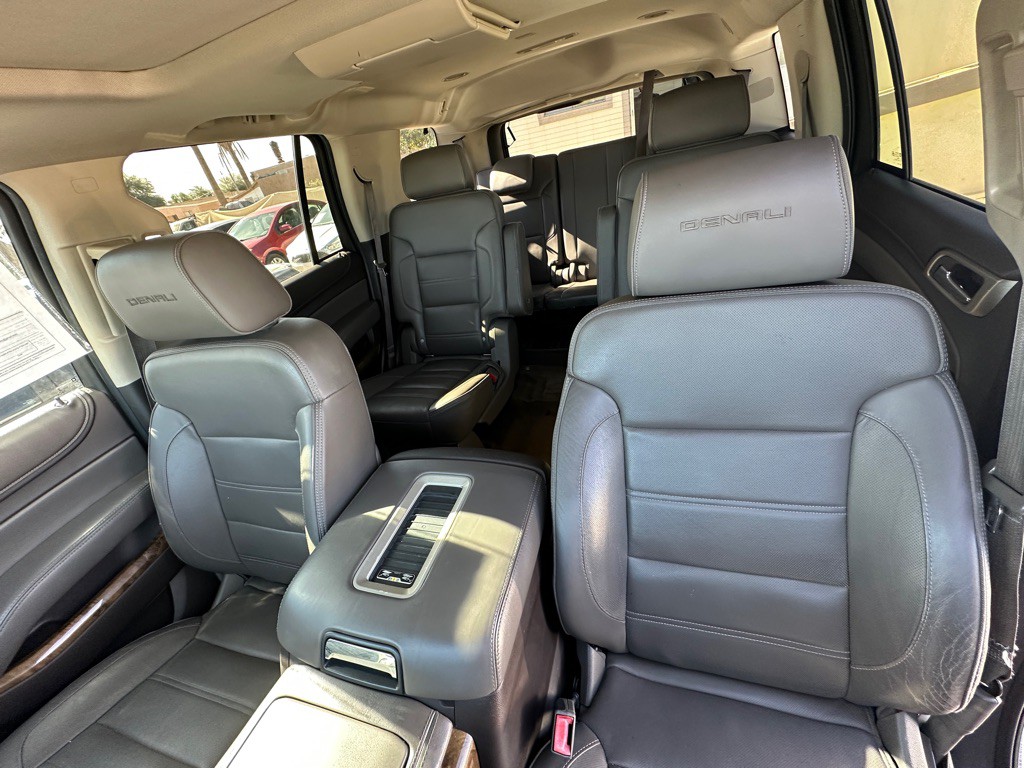 2015 GMC Yukon Image 12