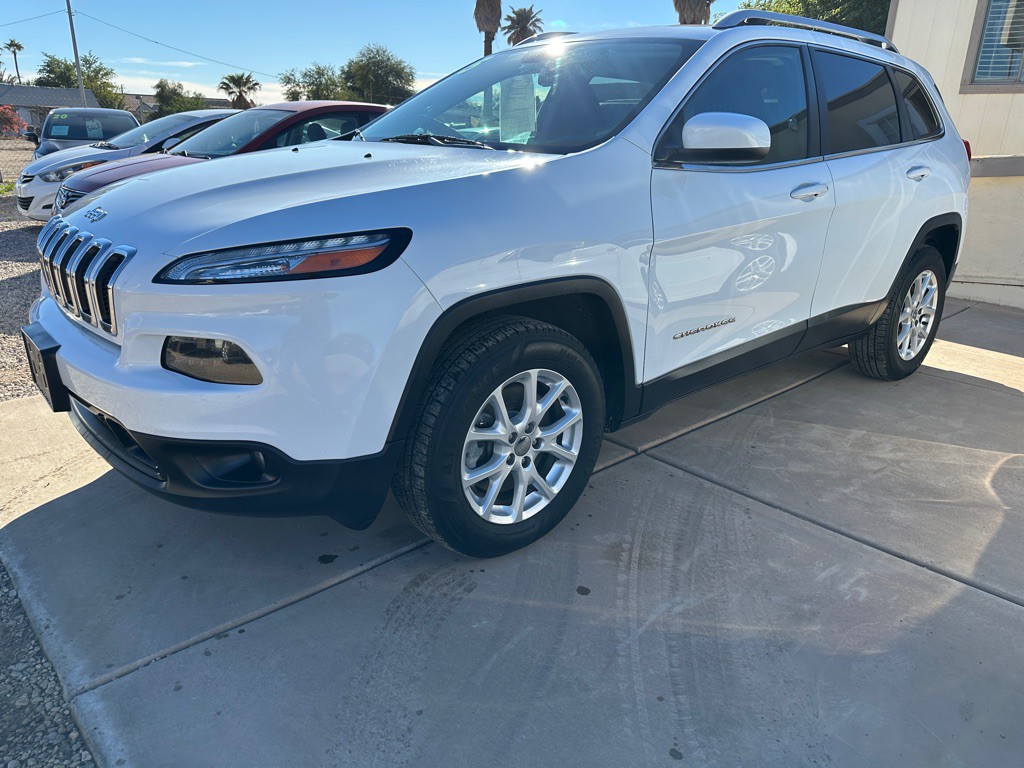 2015 Jeep Cherokee Image 1