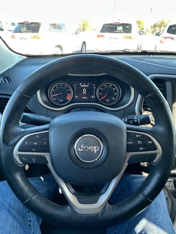 2015 Jeep Cherokee Image 13