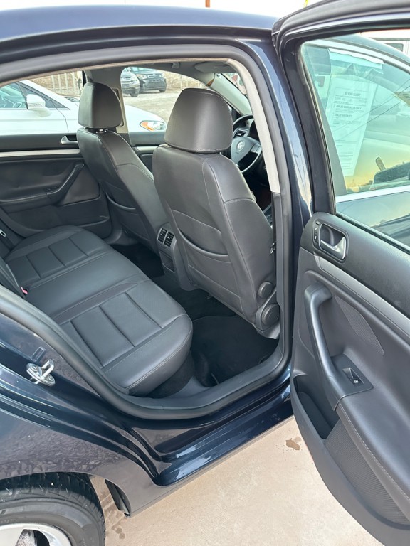 2008 Volkswagen Jetta Image 9