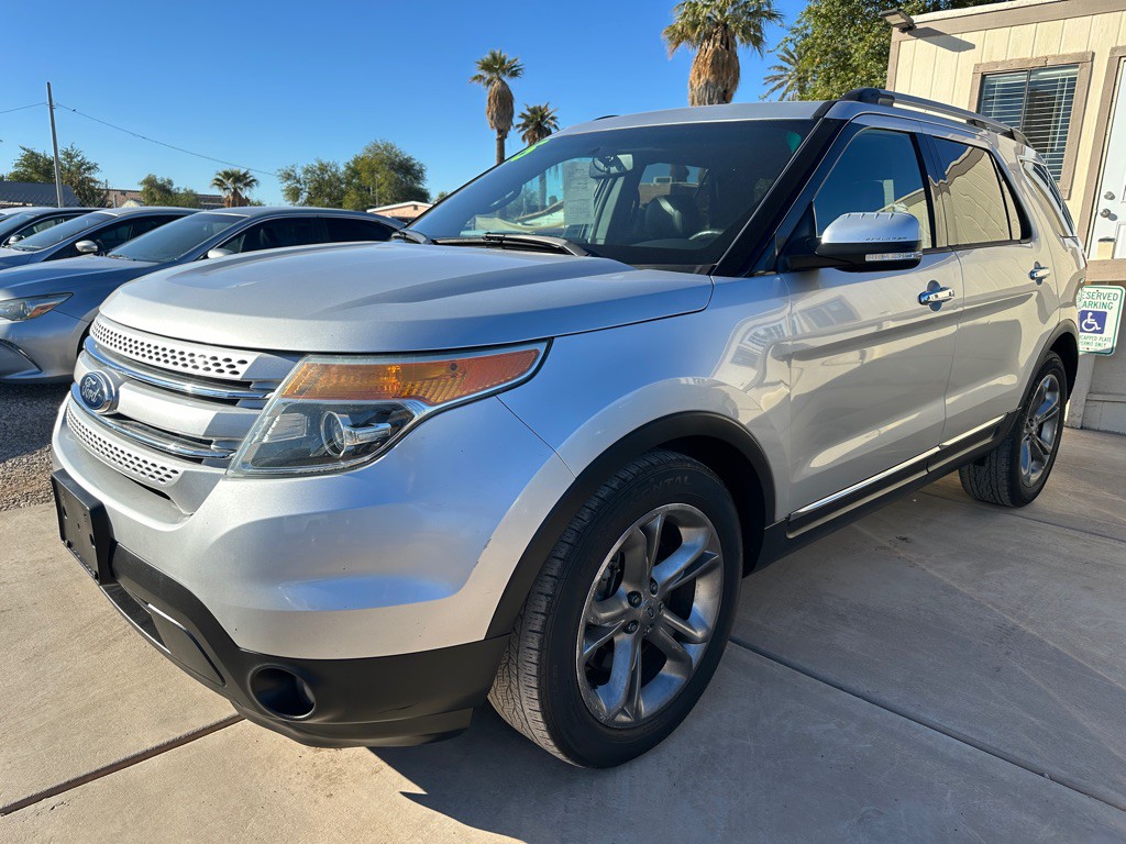 2015 Ford Explorer Image 1